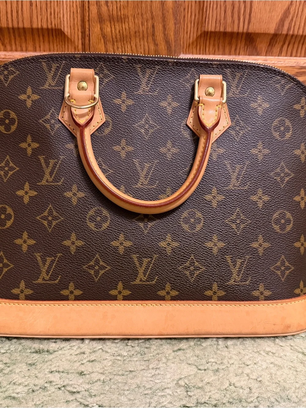 Louis Vuitton Alma PM